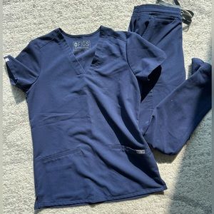 FIGS XXSP navy scrub set